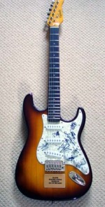 SLAYER/SIGNED ELECTRIC GUITAR/COA